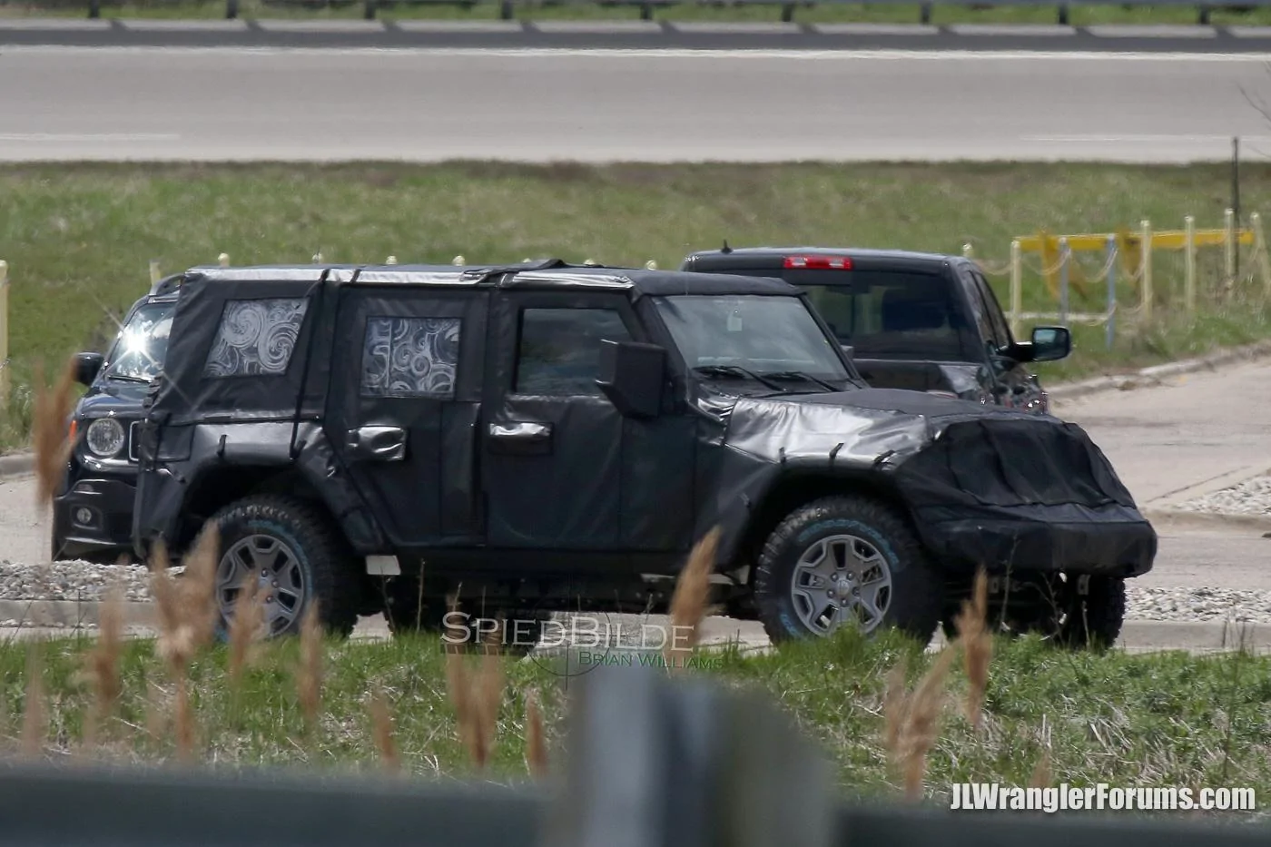 Jeep Wrangler JL 2018 Jeep Wrangler (JL) First Sighting! Spy pics of prototype. 2018 Jeep Wrangler JL12