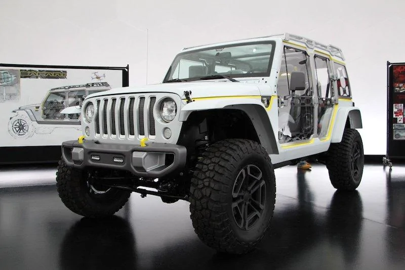 Jeep Wrangler JL Half doors jeep-safari-concept