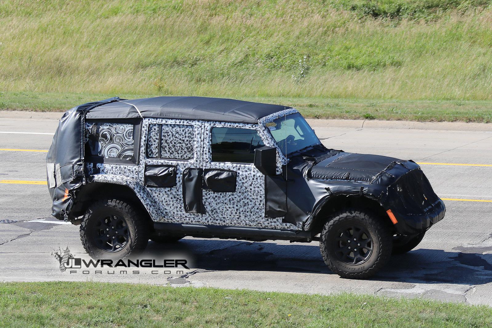 Jeep Wrangler JL JLU soft top spied! 2018-Wrangler-Soft-Top-4