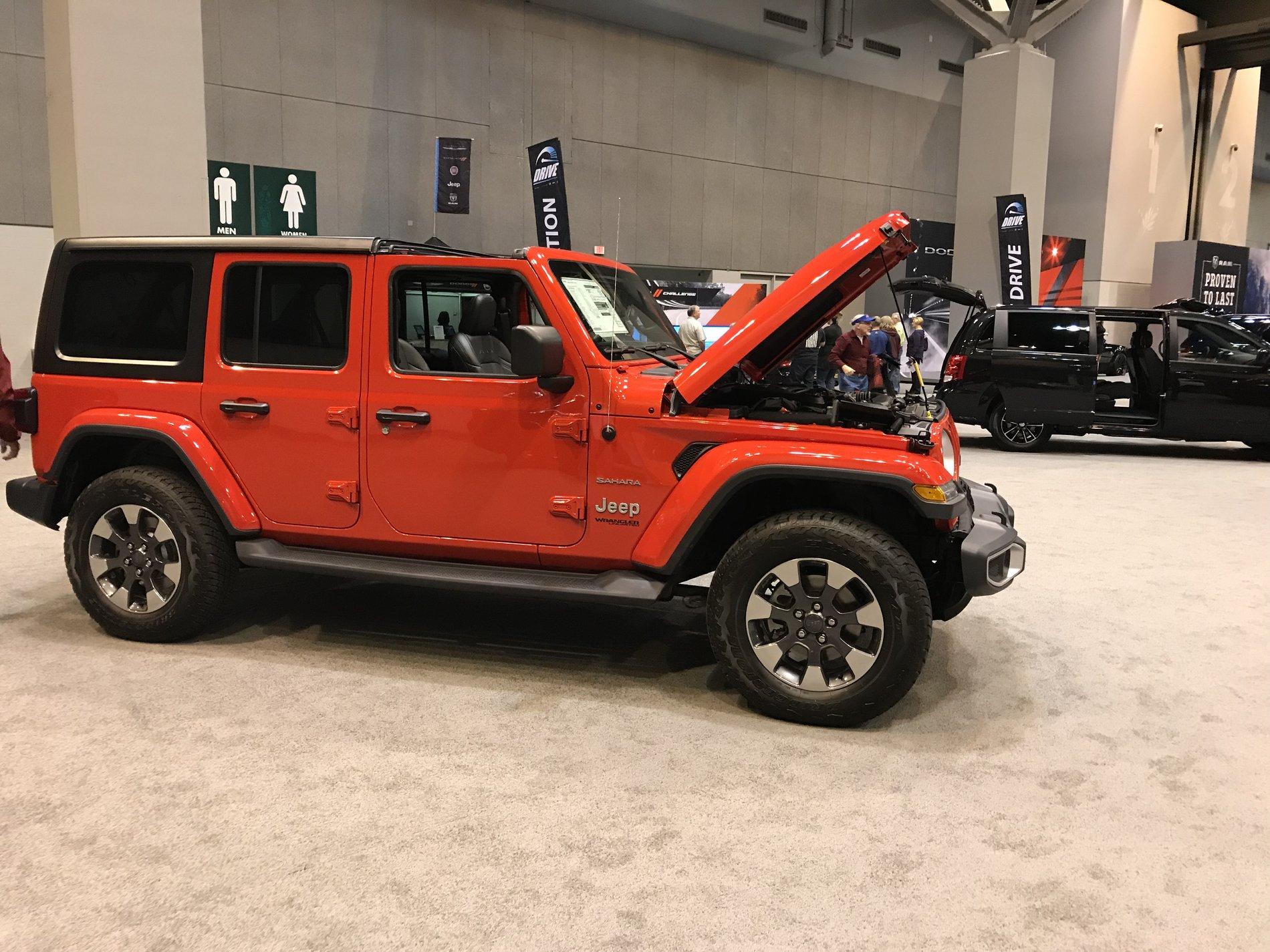Jeep Wrangler JL St. Louis, MO Auto Show A002937E-B10C-468C-A65C-CC7237AC00FE