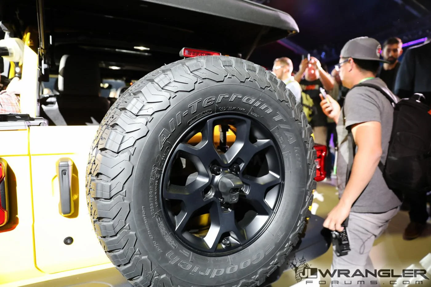 hella-yella-2018-jeep-wrangler-jl-rubicon-19-jpg.webp