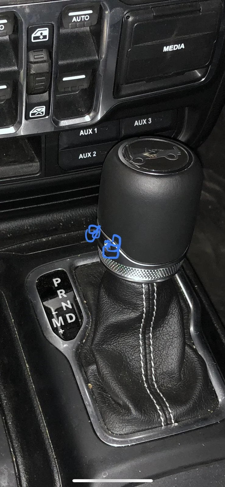 Jeep Wrangler JL Eight ball shift knob replacement AEA965D8-EBCA-4AAC-89FC-8D8BD1D84734