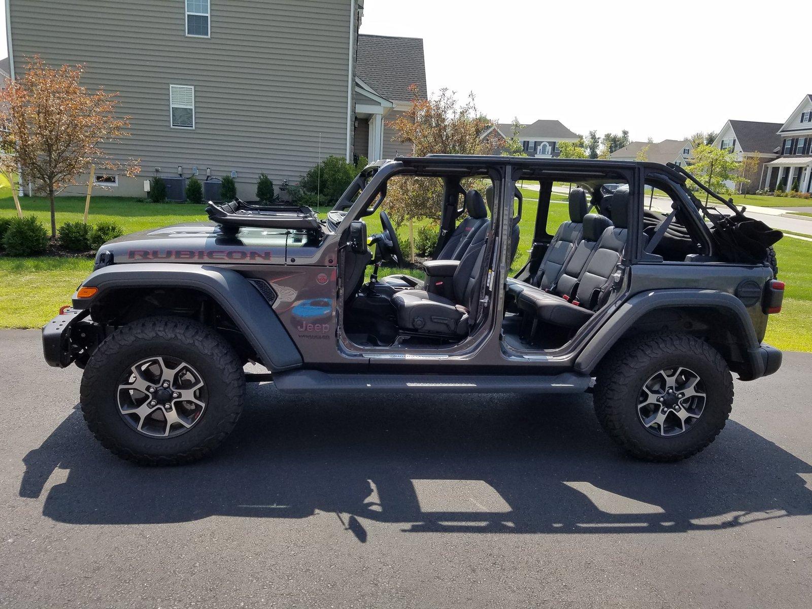 Jeep Wrangler JL Windshield tie downs. Where are they!? 20180826_130900