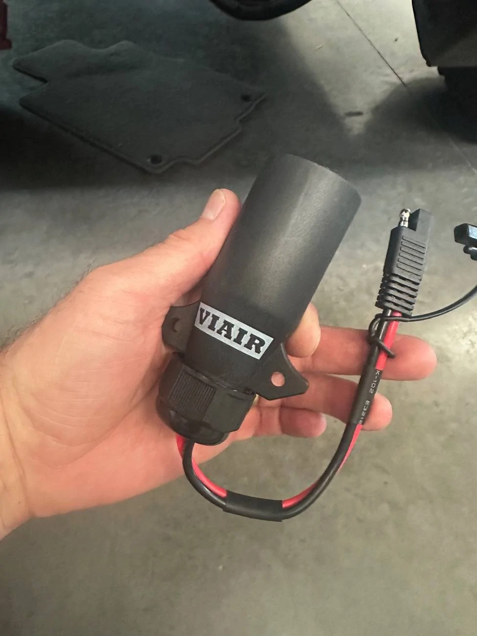 Jeep Wrangler JL PORTABLE AIR COMRPESSOR MOUNTING IDEA IMG_8429