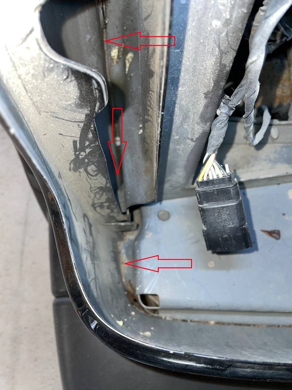 Jeep Wrangler JL Prevented rusted rear corner. IMG_0987.JPEG