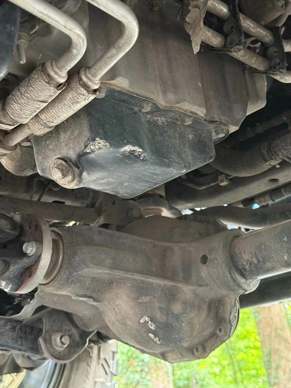 Jeep Wrangler JL Oil pan damage IMG_4235