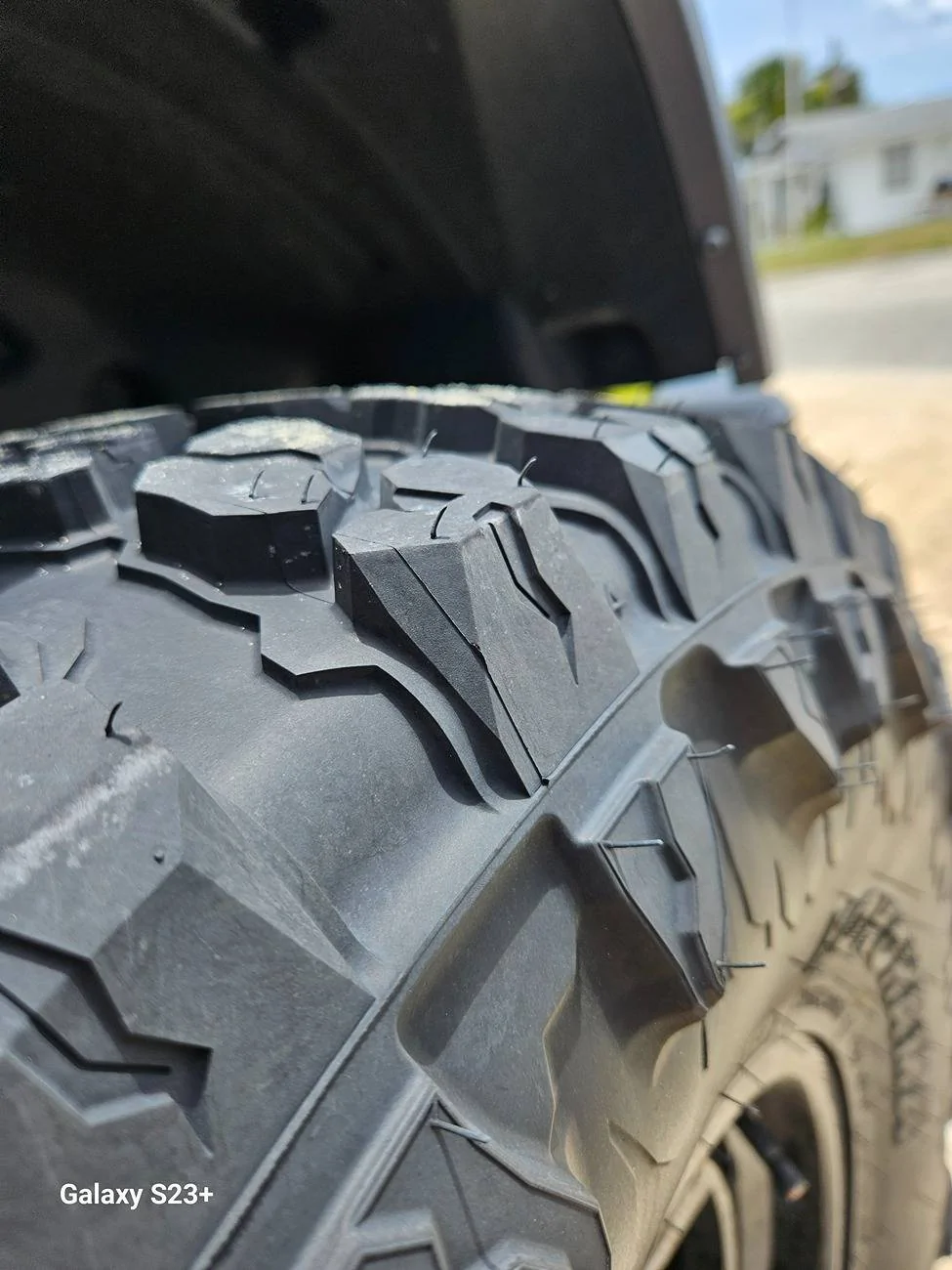 Jeep Wrangler JL Another tire pressure question, (with pics)... 1000006765