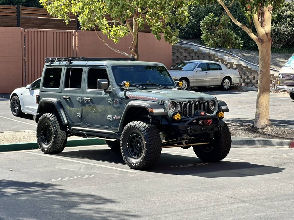 Jeep Wrangler JL JCR Roof Rack Initial Bad Impression C53EF25A-5CC2-4B51-AA02-CF157886E239_1_105_c