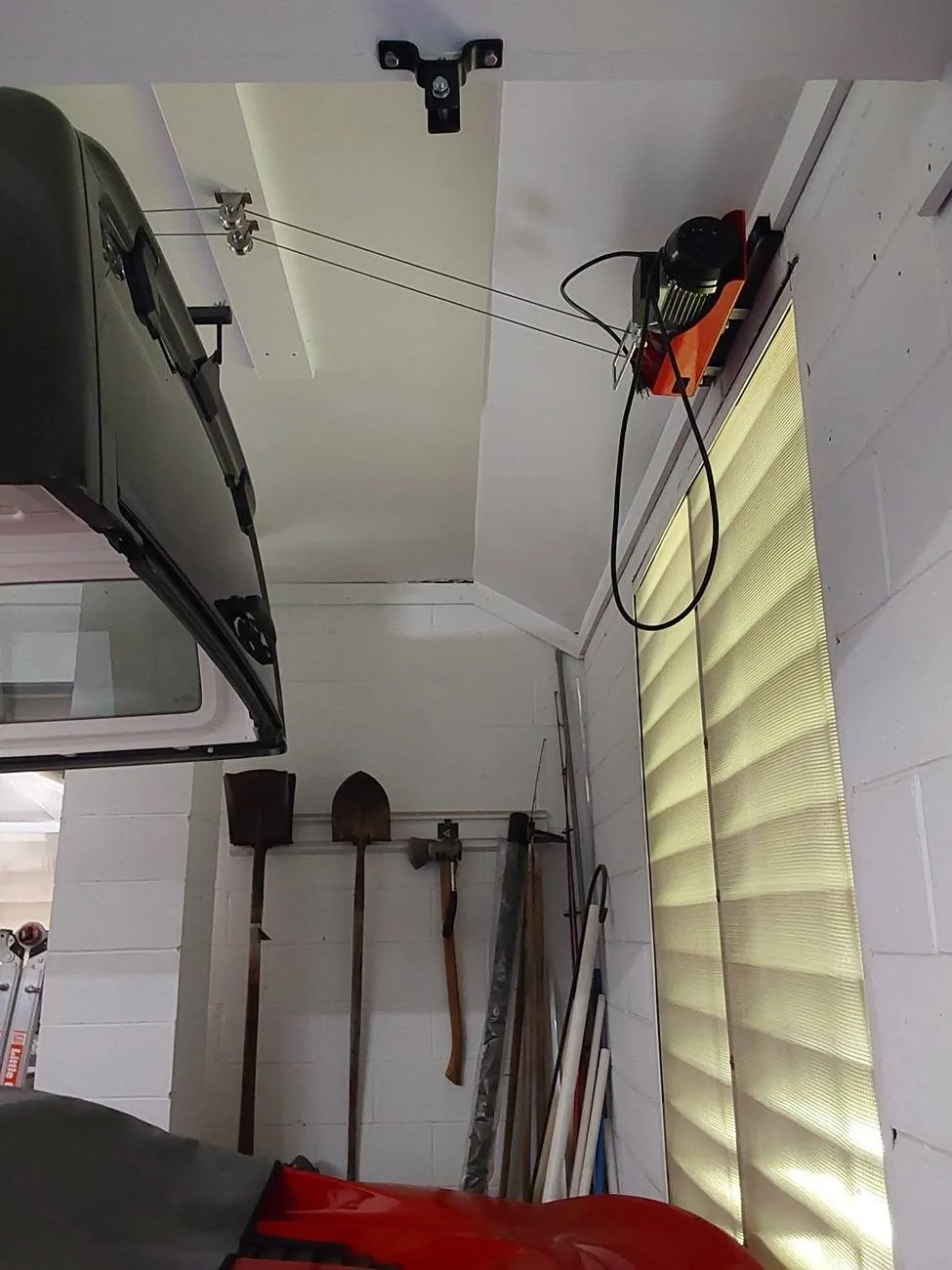 Jeep Wrangler JL Hard top storage and hoist? 20250716_100357