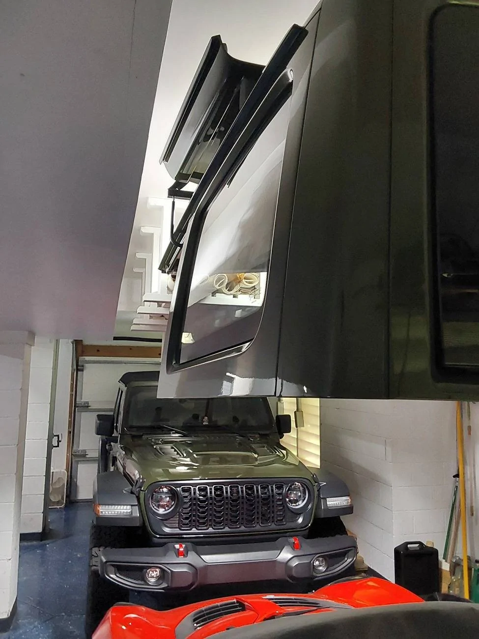 Jeep Wrangler JL Hard top storage and hoist? 20250716_100526