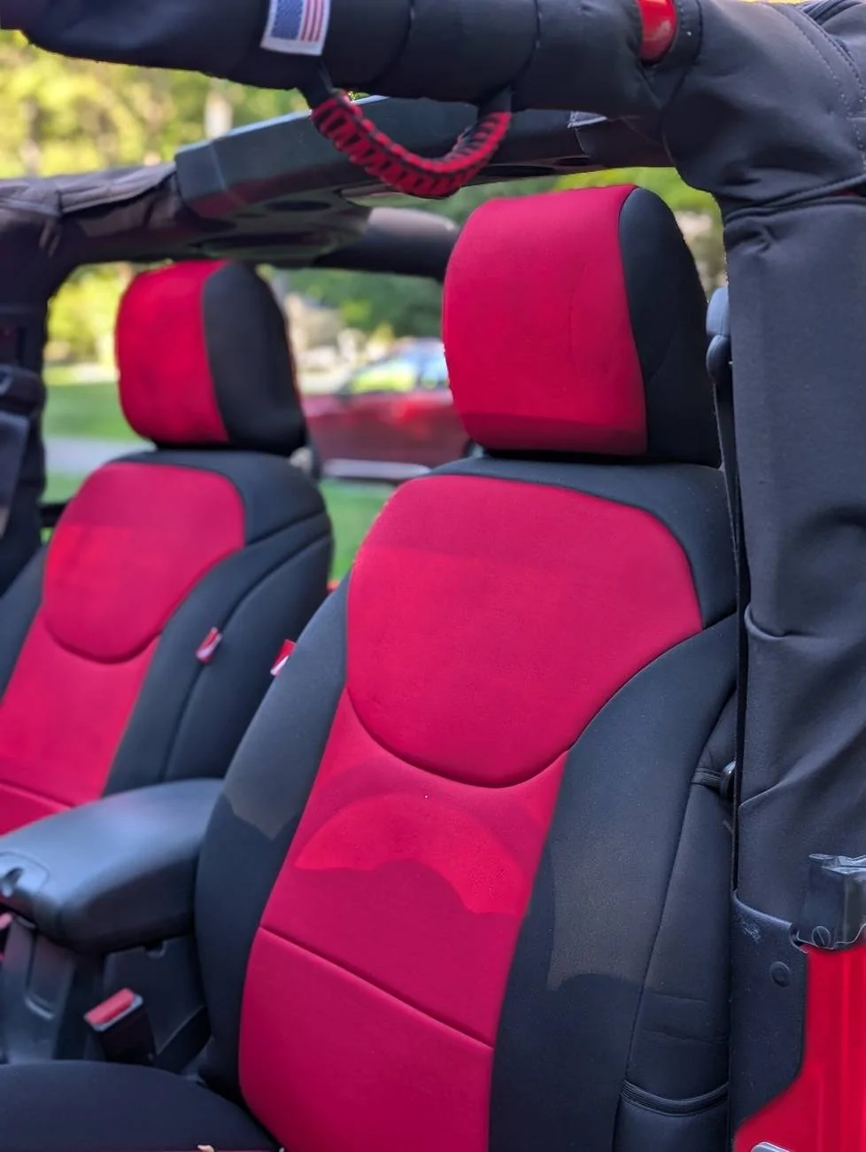 Jeep Wrangler JL Fixed headrests in my wangler PXL_20250718_221219809.PORTRAIT