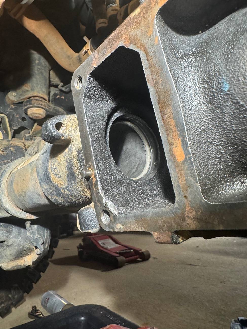 Jeep Wrangler JL Front Axle Intermediate Shaft/Bearing IMG_4068