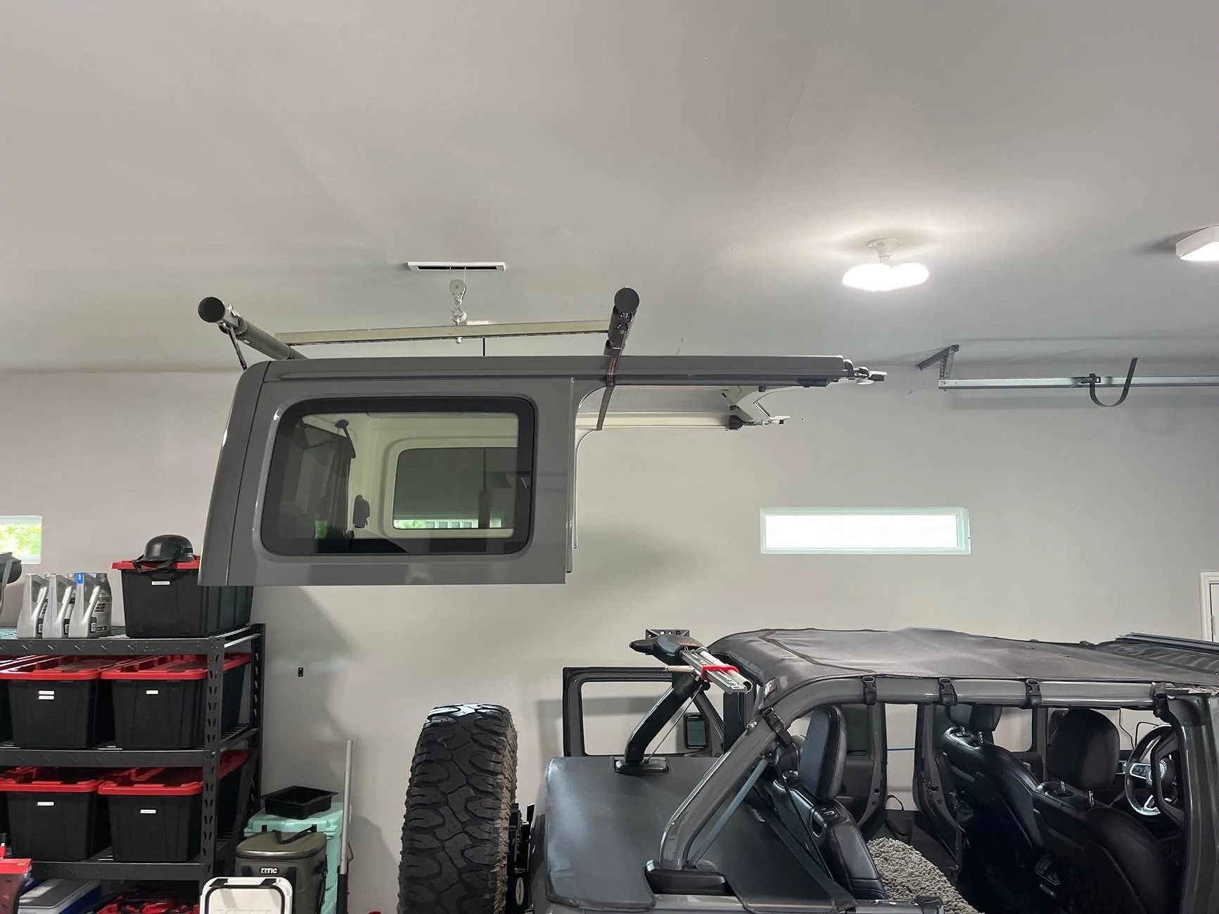 Jeep Wrangler JL Hard top storage and hoist? IMG_3564