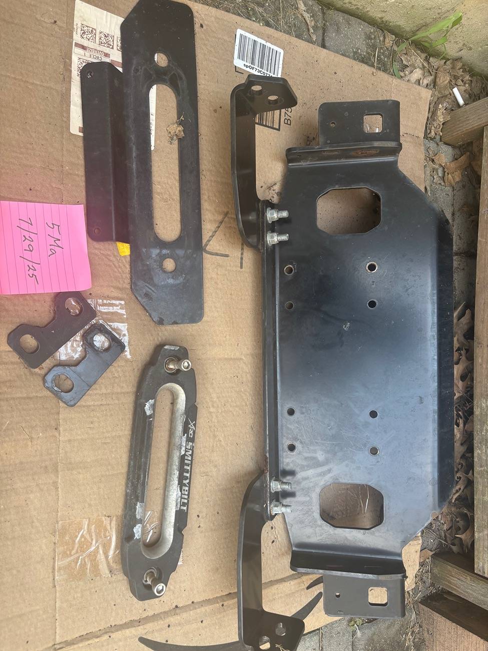 Jeep Wrangler JL Smittybilt XCR 9.5k Winch & Warn Mount Plate IMG_3054