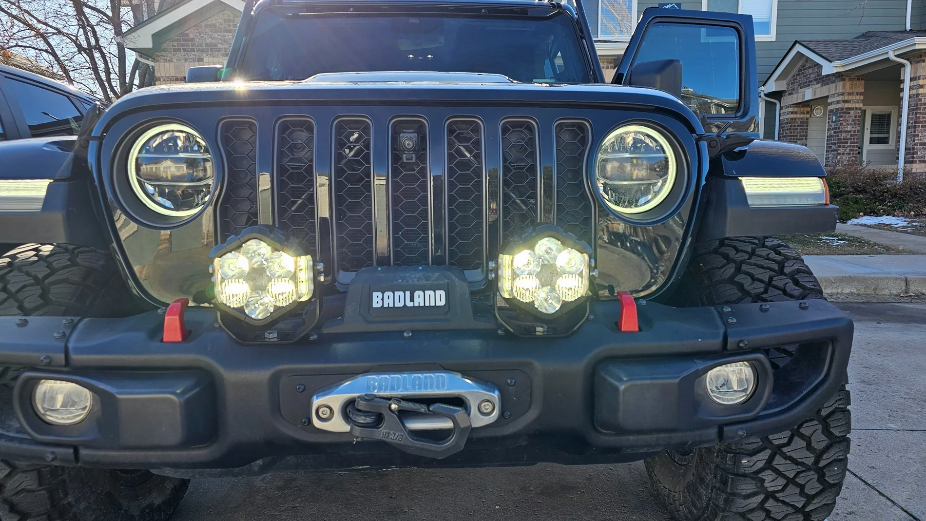 Jeep Wrangler JL Harbor Freight Roadshock Edge....Let´s See Them! 20241215_135456