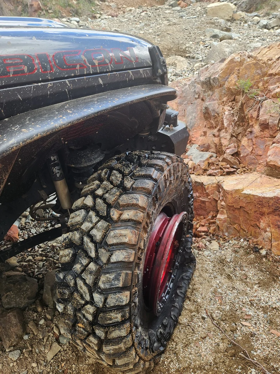 Jeep Wrangler JL Changing Tire on the Trail??? 20240317_132925