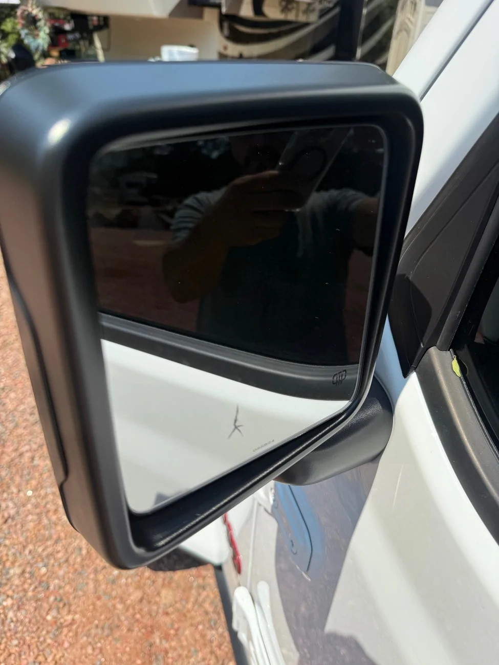 Jeep Wrangler JL Side mirror glass replacement??? IMG_2922