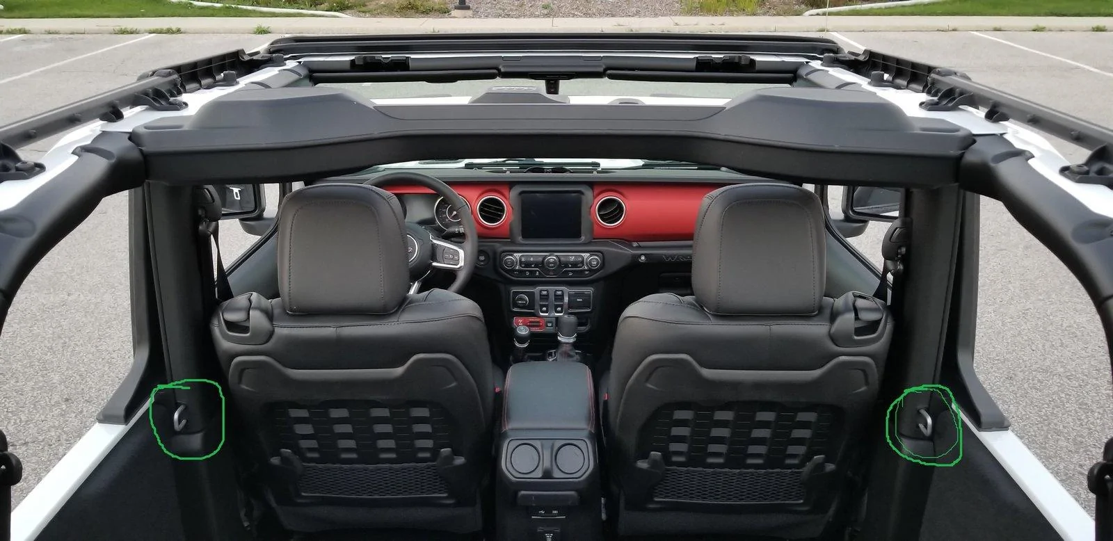 Jeep Wrangler JL 2 door Flip up seats 20180914_1943052