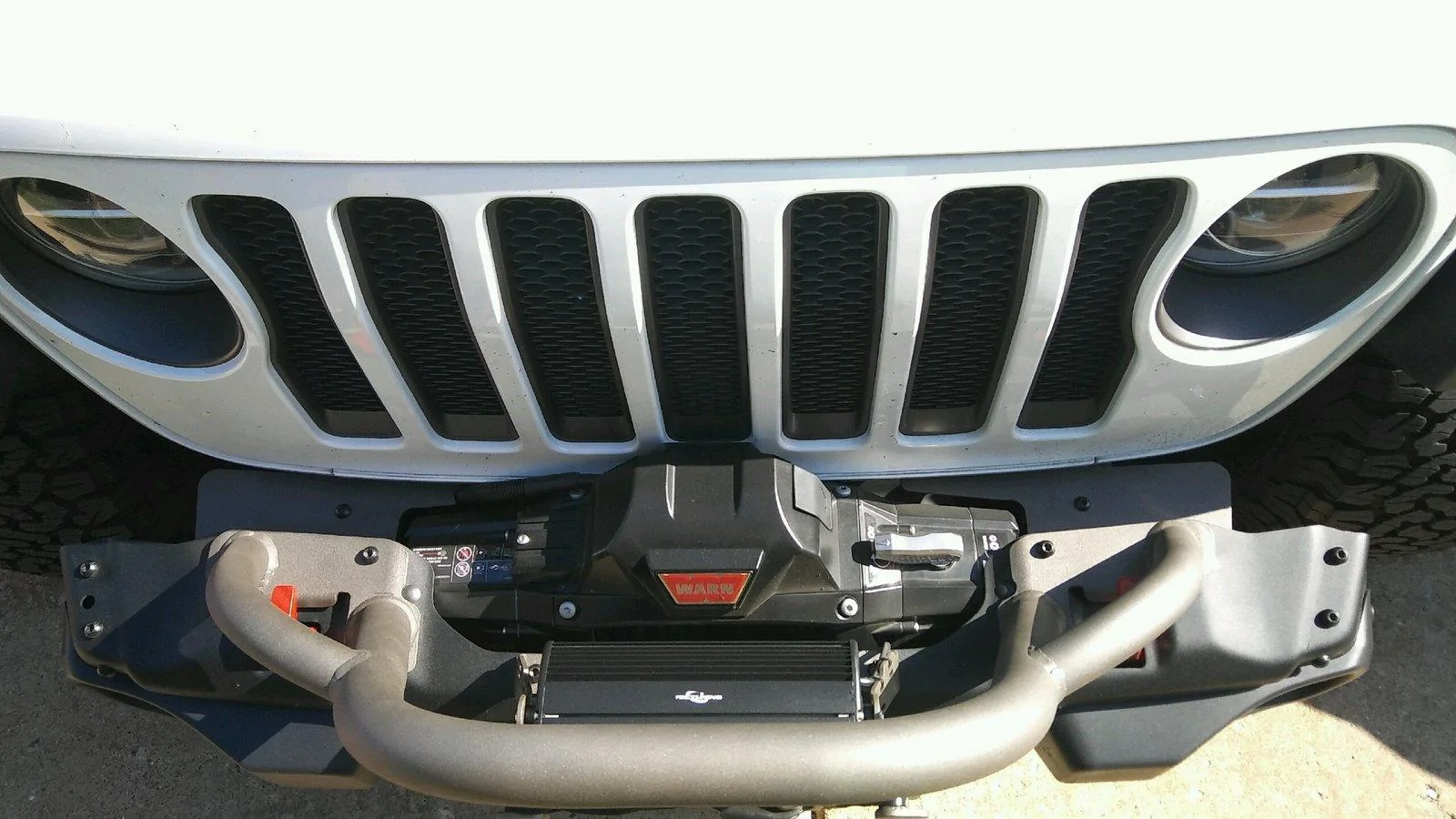 Jeep Wrangler JL Maximus-3 JL Winch Plate & Accessories 20180501_170551