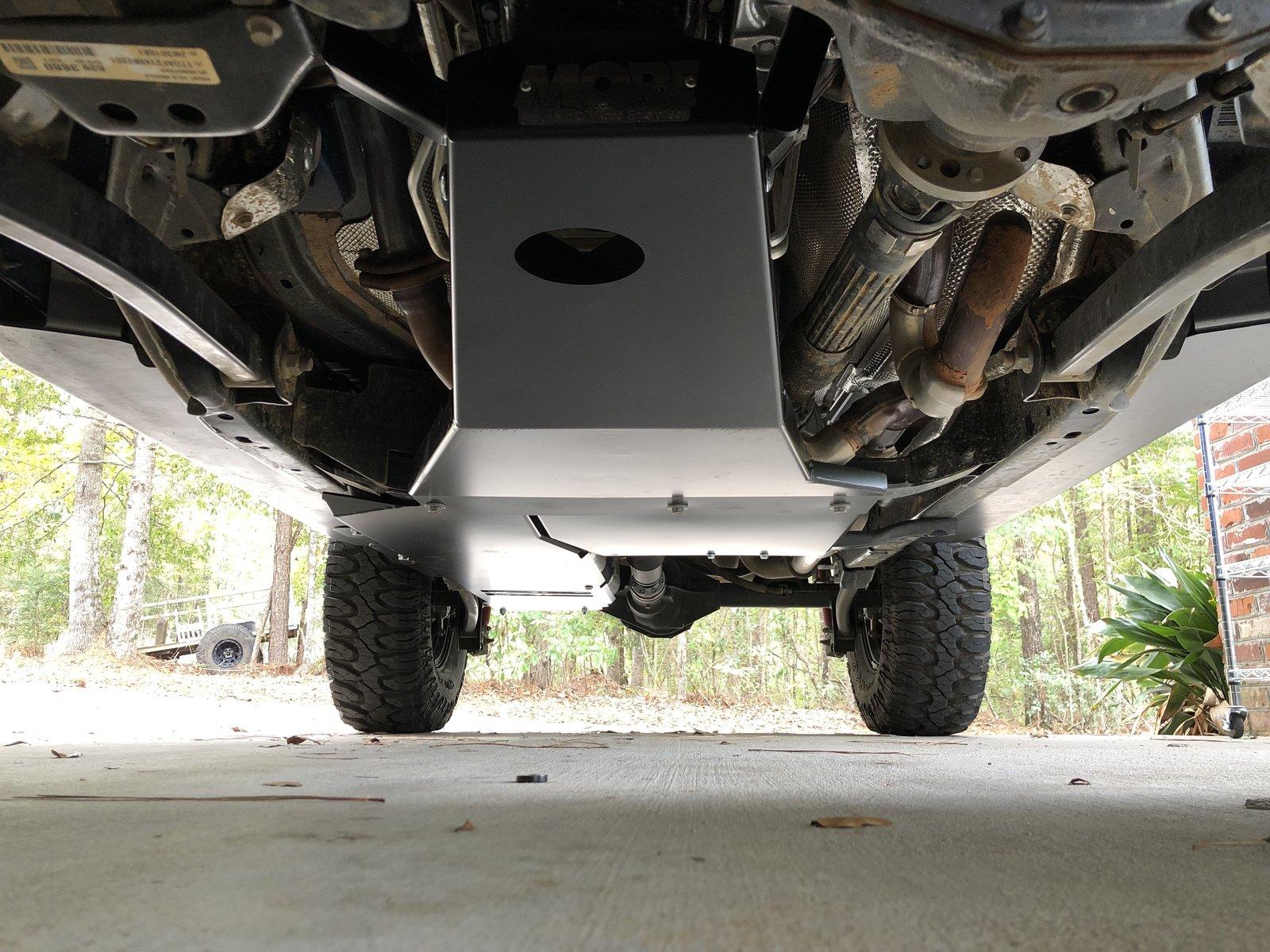 Jeep Wrangler JL Hubtech's Ocean Blue Daily / Weekend Warrior z8skASk5QymA5g0V+X5XtQ