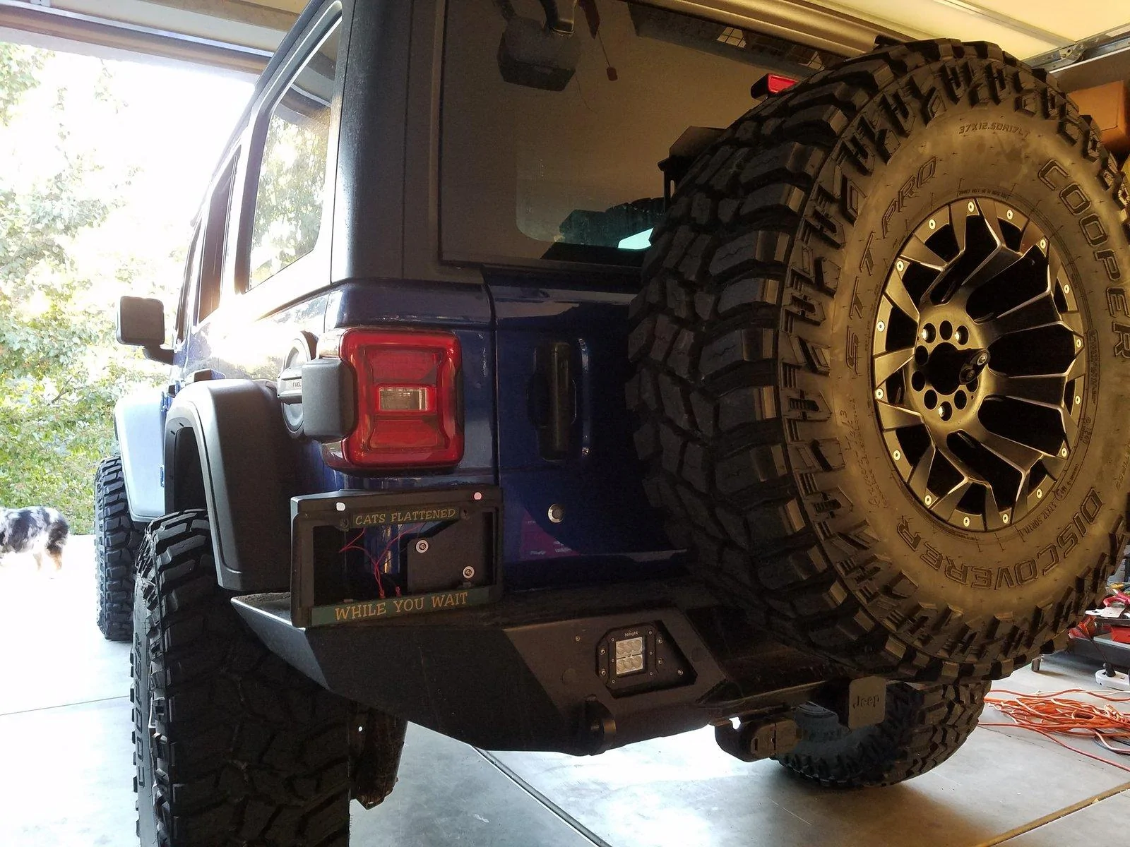 Jeep Wrangler JL The Tire Carrier Thread Left Rear End Bumper