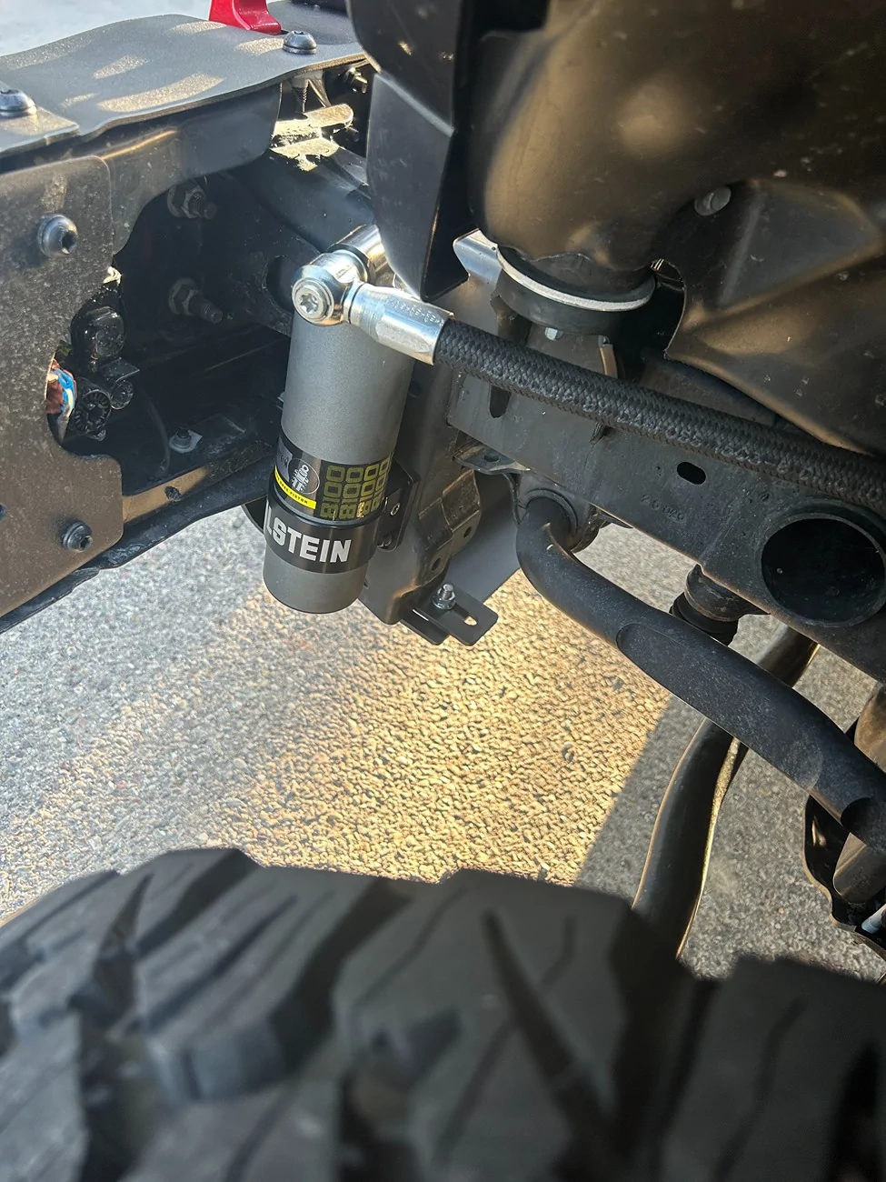 Jeep Wrangler JL X package shocks. IMG_7834