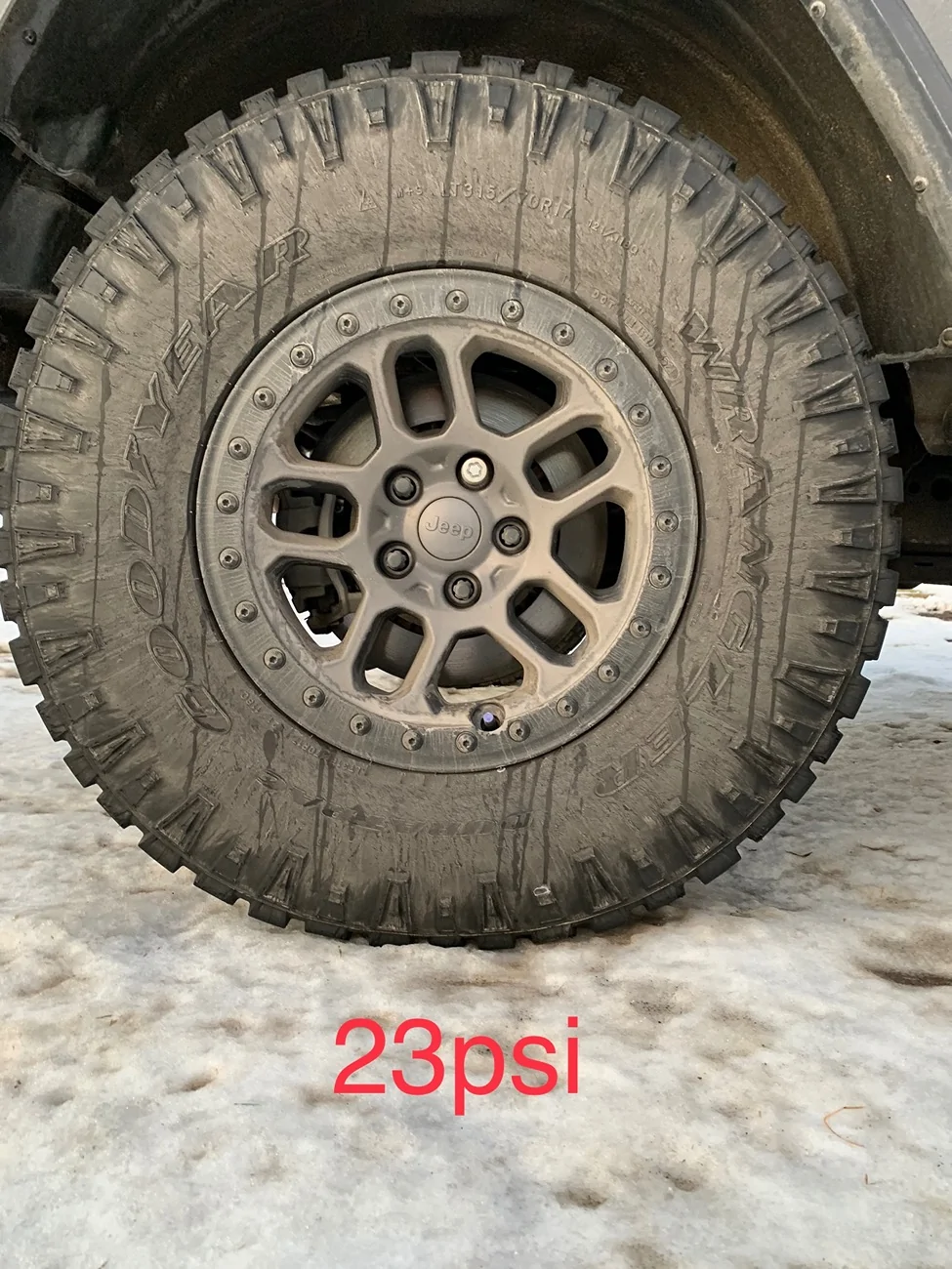 Jeep Wrangler JL Air pressure with 37s? IMG_8388