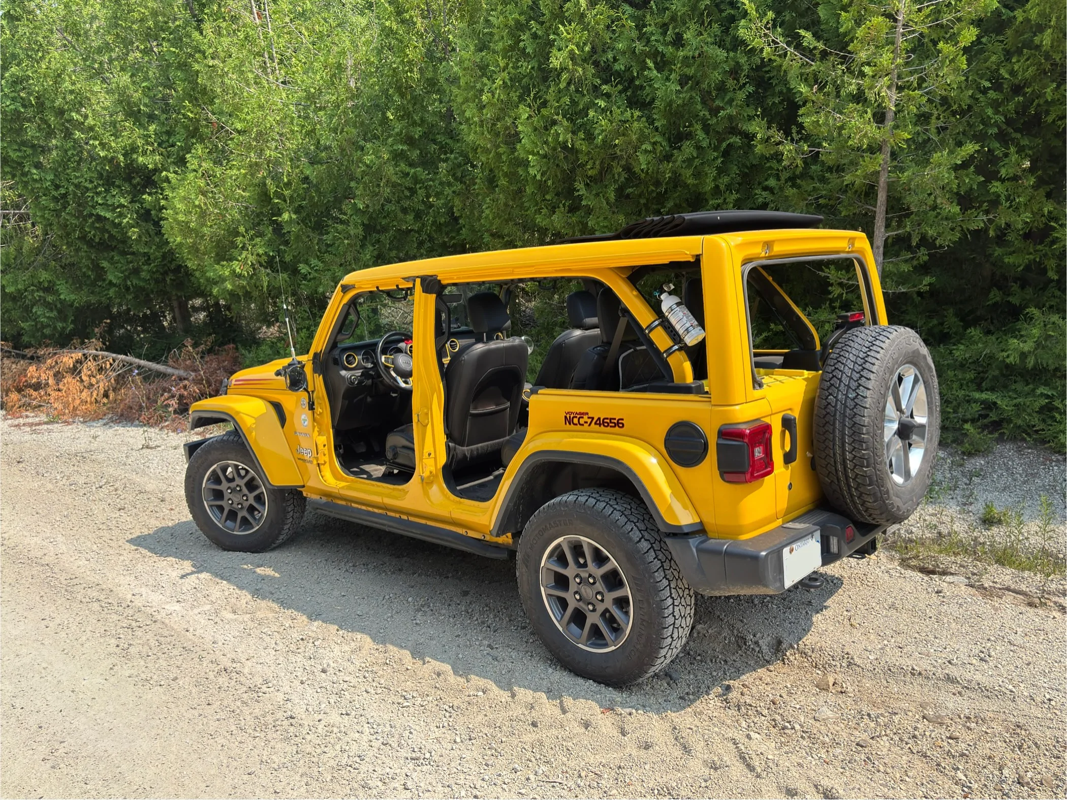 Jeep Wrangler JL Windowless Back On The Sky One Touch 1B437BE7-C1A3-4A9F-8BF7-118F8895B21C