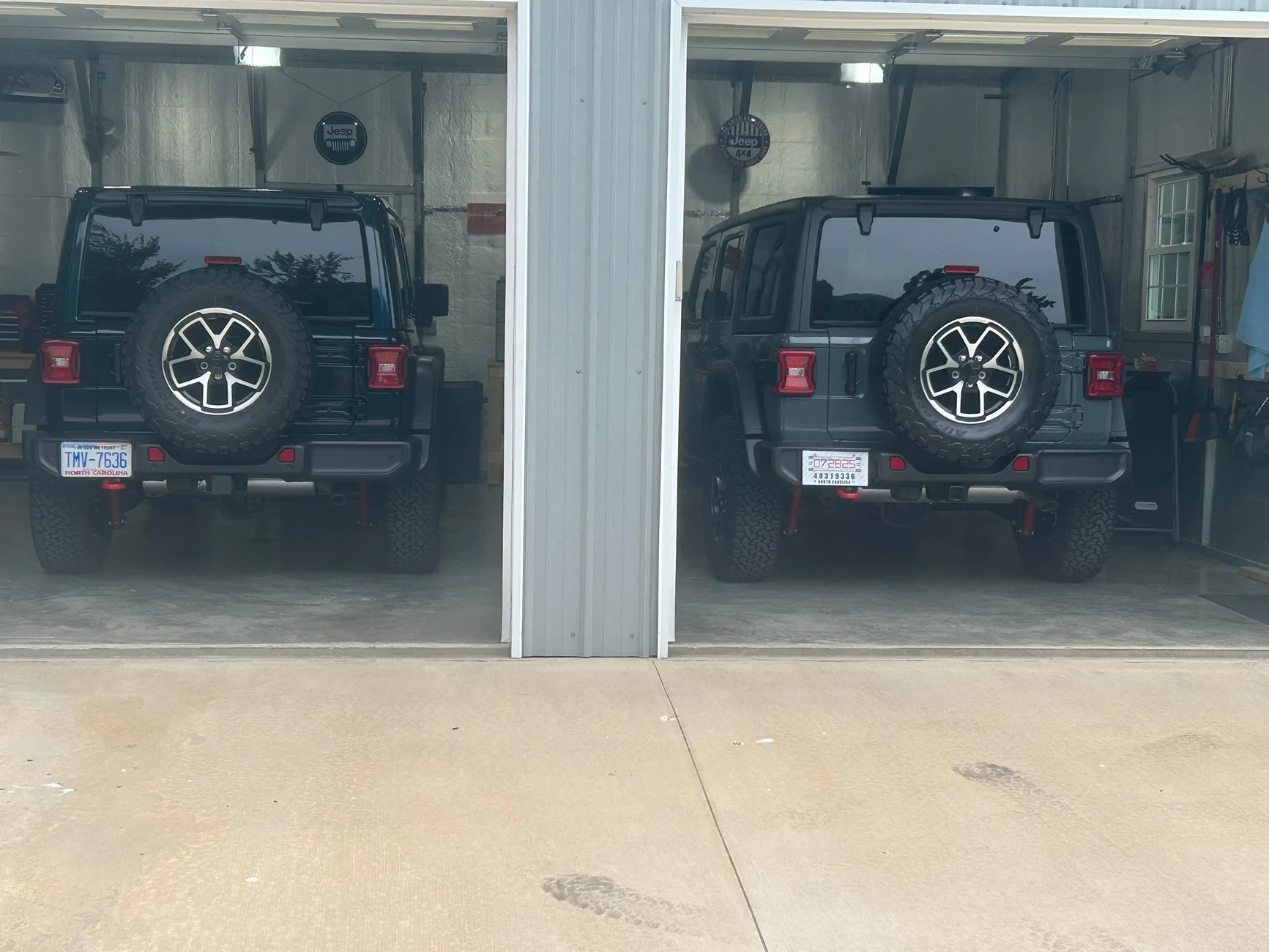 Jeep Wrangler JL Amp Research XL power steps IMG_2767