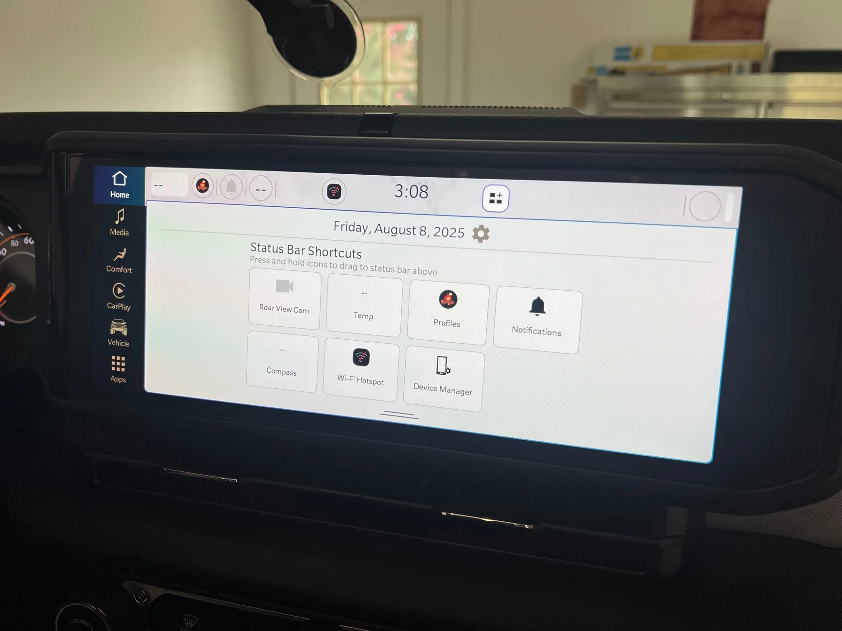 Jeep Wrangler JL Dash screen protector IMG_1402