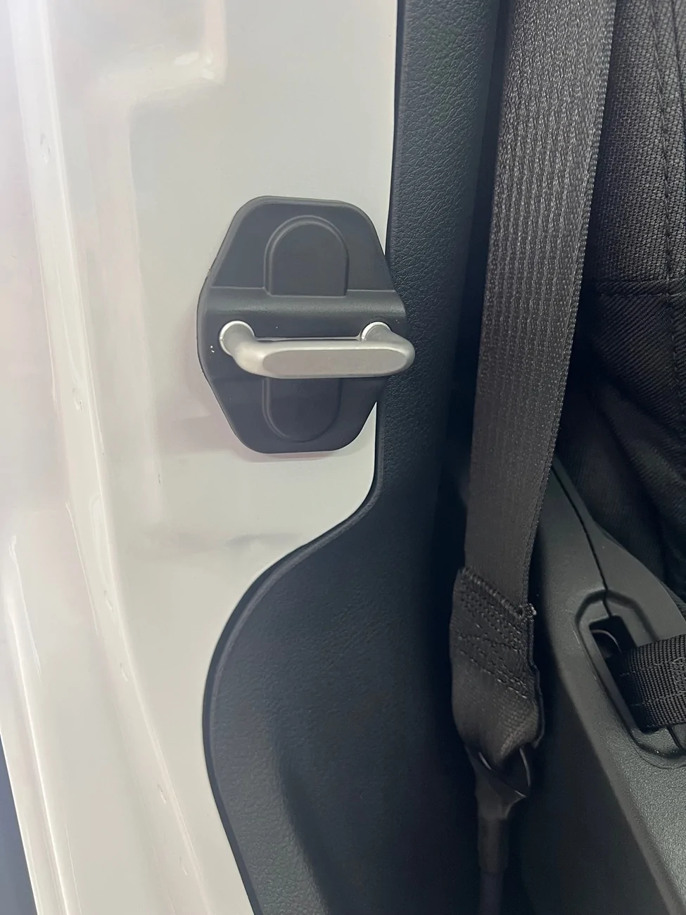Jeep Wrangler JL Door latch covers IMG_1405