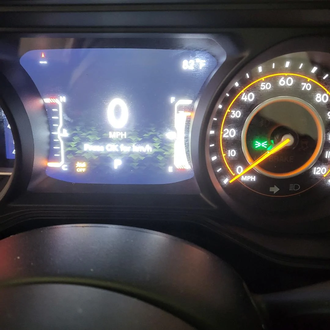 Jeep Wrangler JL Quick question as to message backing up jeepdashpic