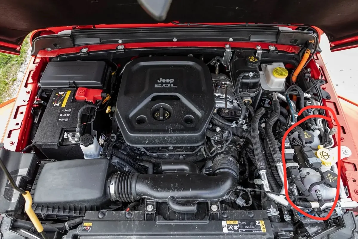 Jeep Wrangler JL Wrangler 4xe fluid leak? IMG_4665