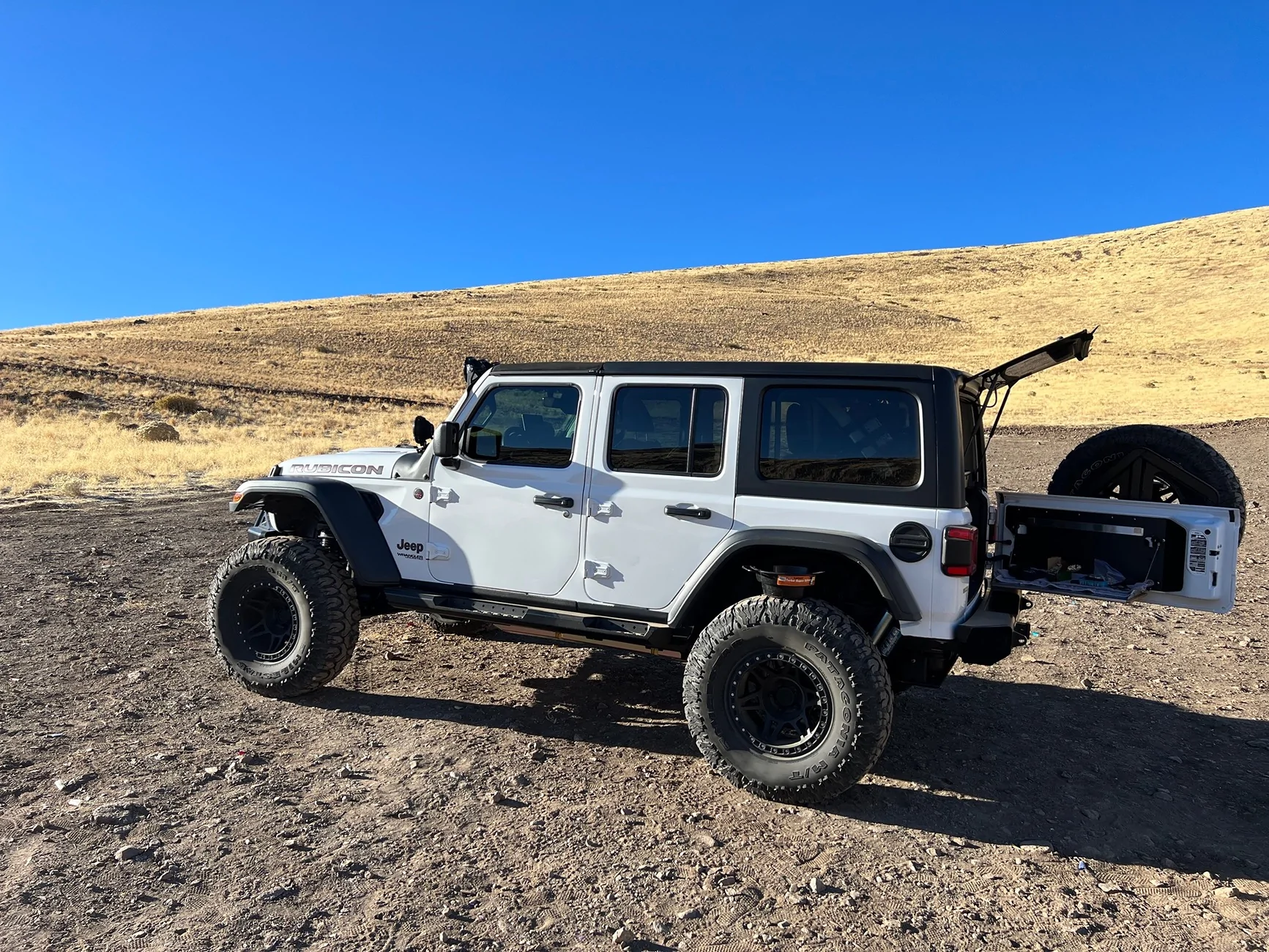 Jeep Wrangler JL Tailgate Table IMG_0667
