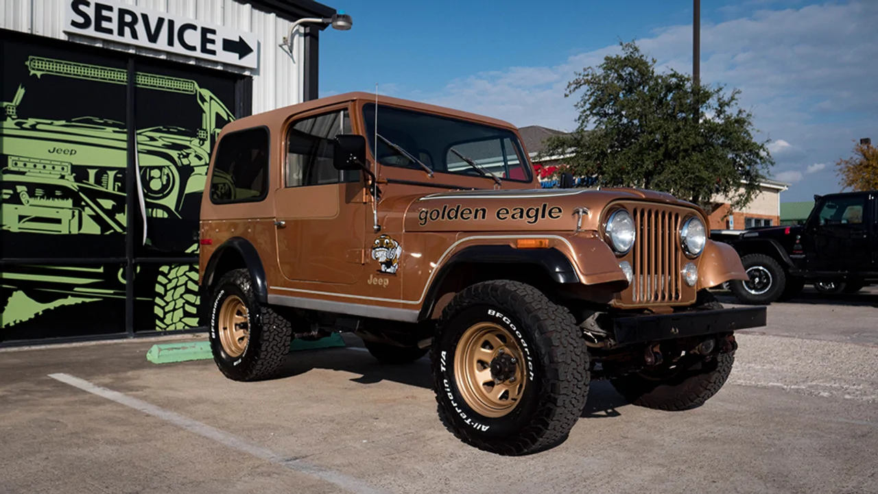 Jeep Wrangler JL Golden Eagle remake? P1000758__11419.1604953544