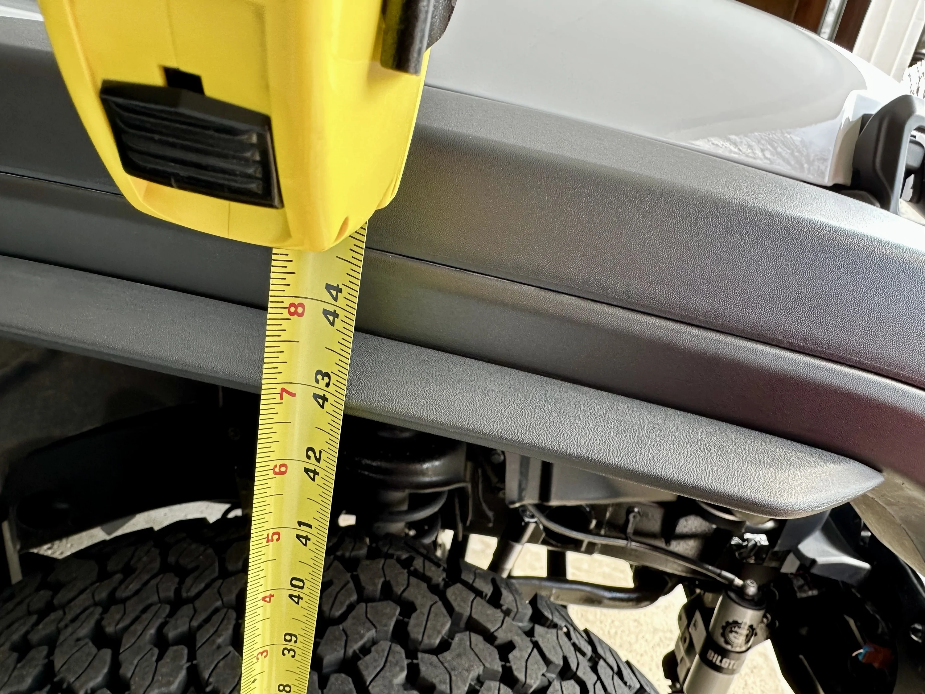 Jeep Wrangler JL 25 Willys XR or 25 Base Willys AhvmC4i
