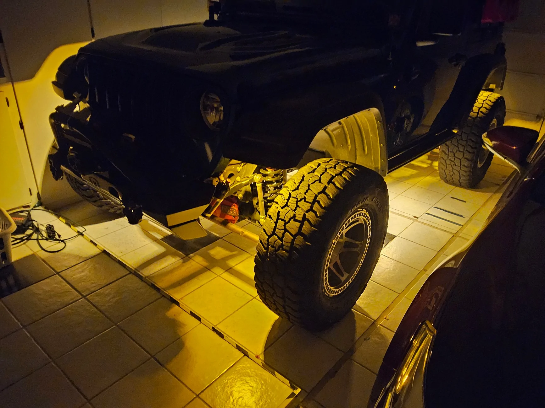 Jeep Wrangler JL Add Some Glow: Dynamic Underbody Kits 20250820_051343