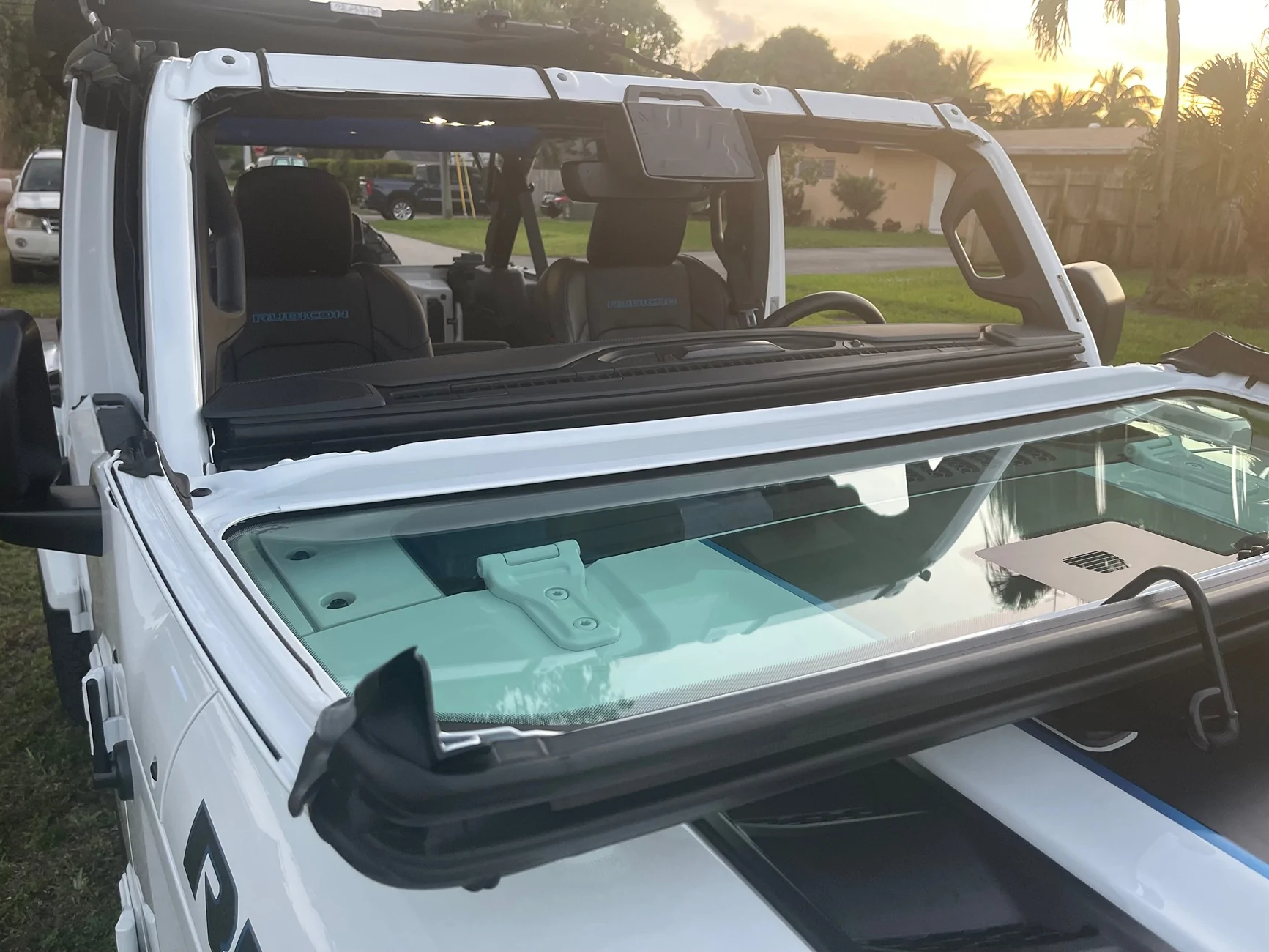 Jeep Wrangler JL Never knew this about fold down windshield!? 69102172763__39194C9F-B486-424B-9FCD-63C3F5FA0059