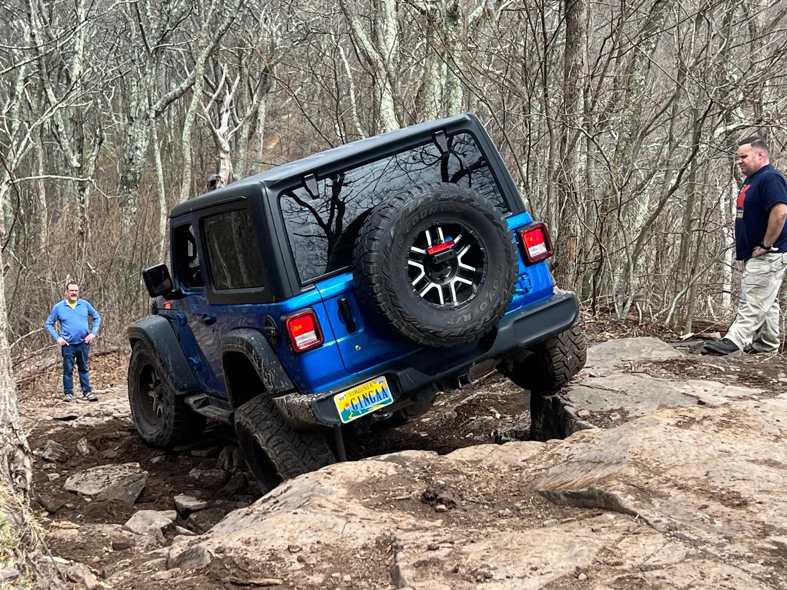 Jeep Wrangler JL Mid-level shocks f239f3d4-ccd8-4682-a1cd-b335ca2cb50a