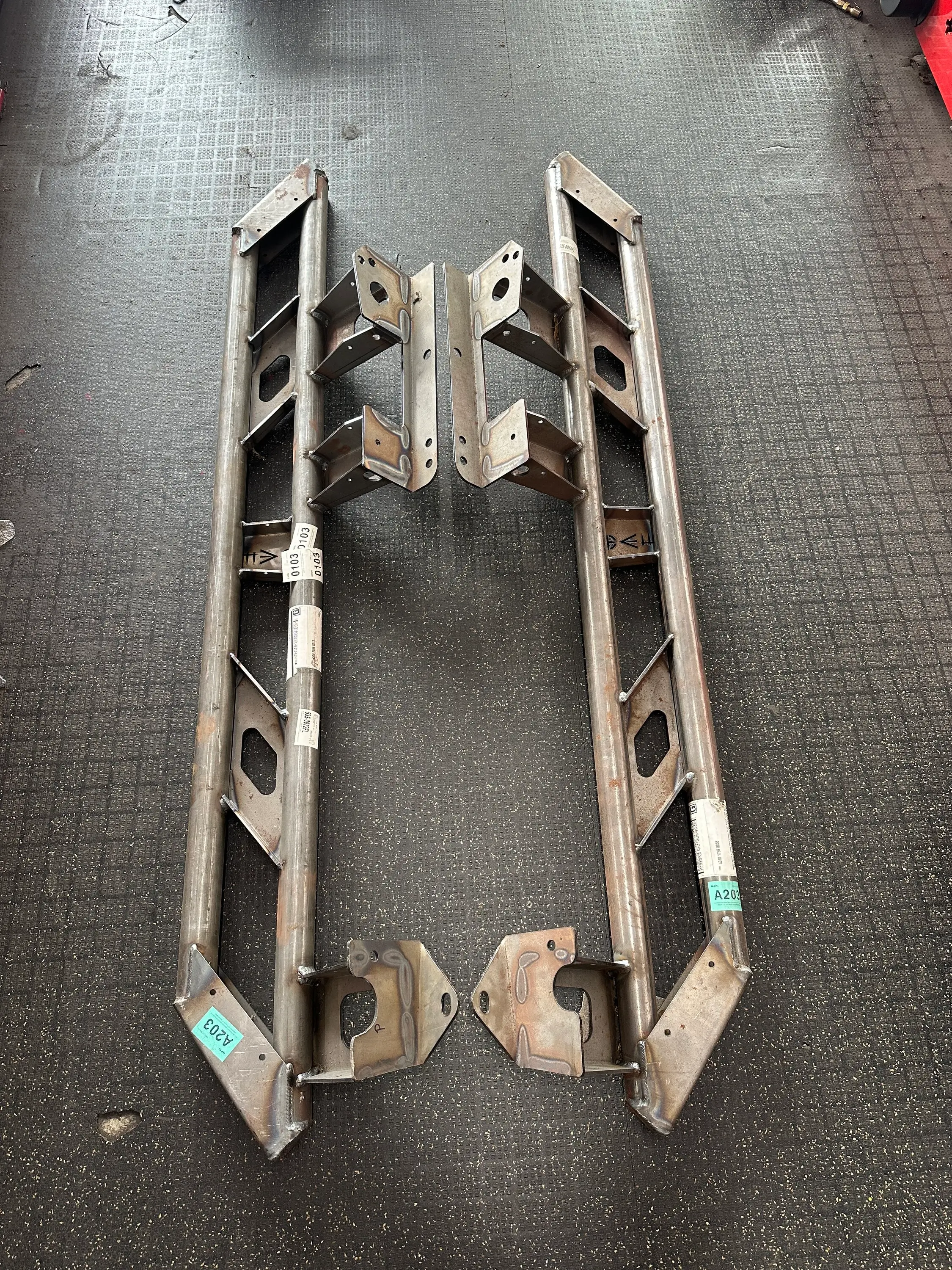 Jeep Wrangler JL Evo rock sliders IMG_7100