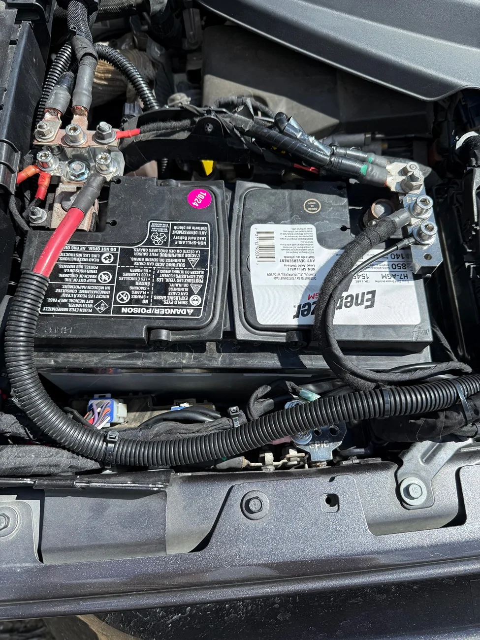 Jeep Wrangler JL Show Off your Underhood Wiring Organization IMG_5094
