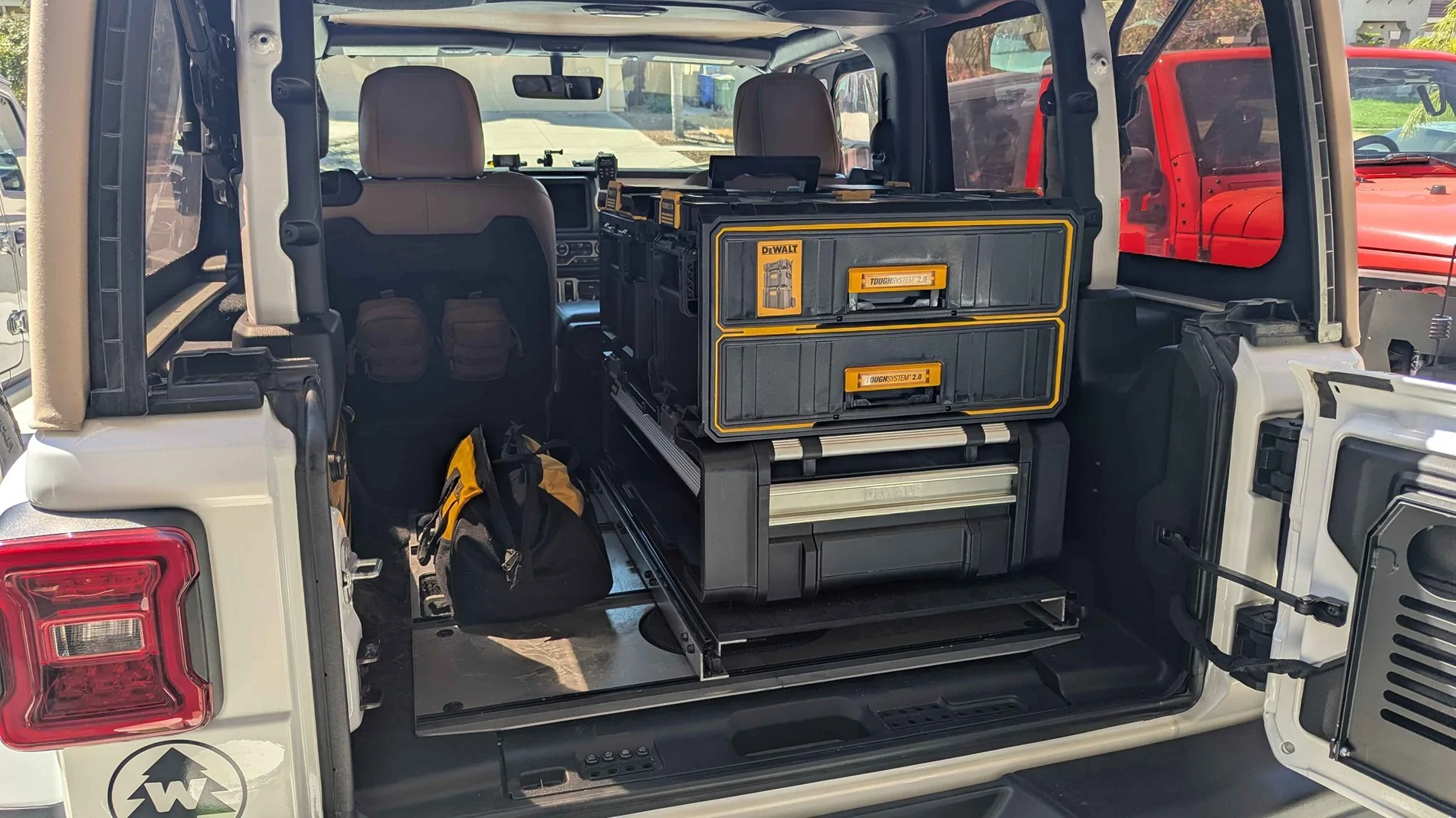 Jeep Wrangler JL Another DIY Rear Platform(2Door) PXL_20250828_215758761.MP