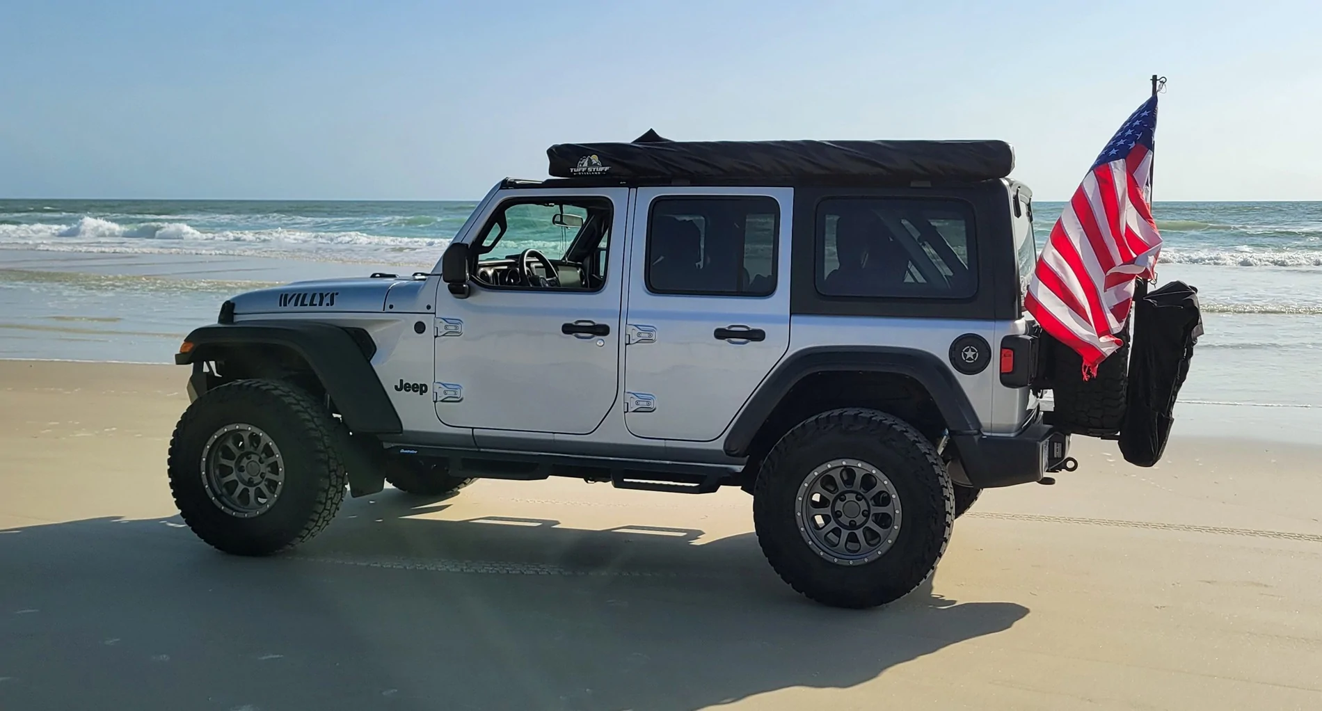 Jeep Wrangler JL Fly Your Flags! 20250425_090326