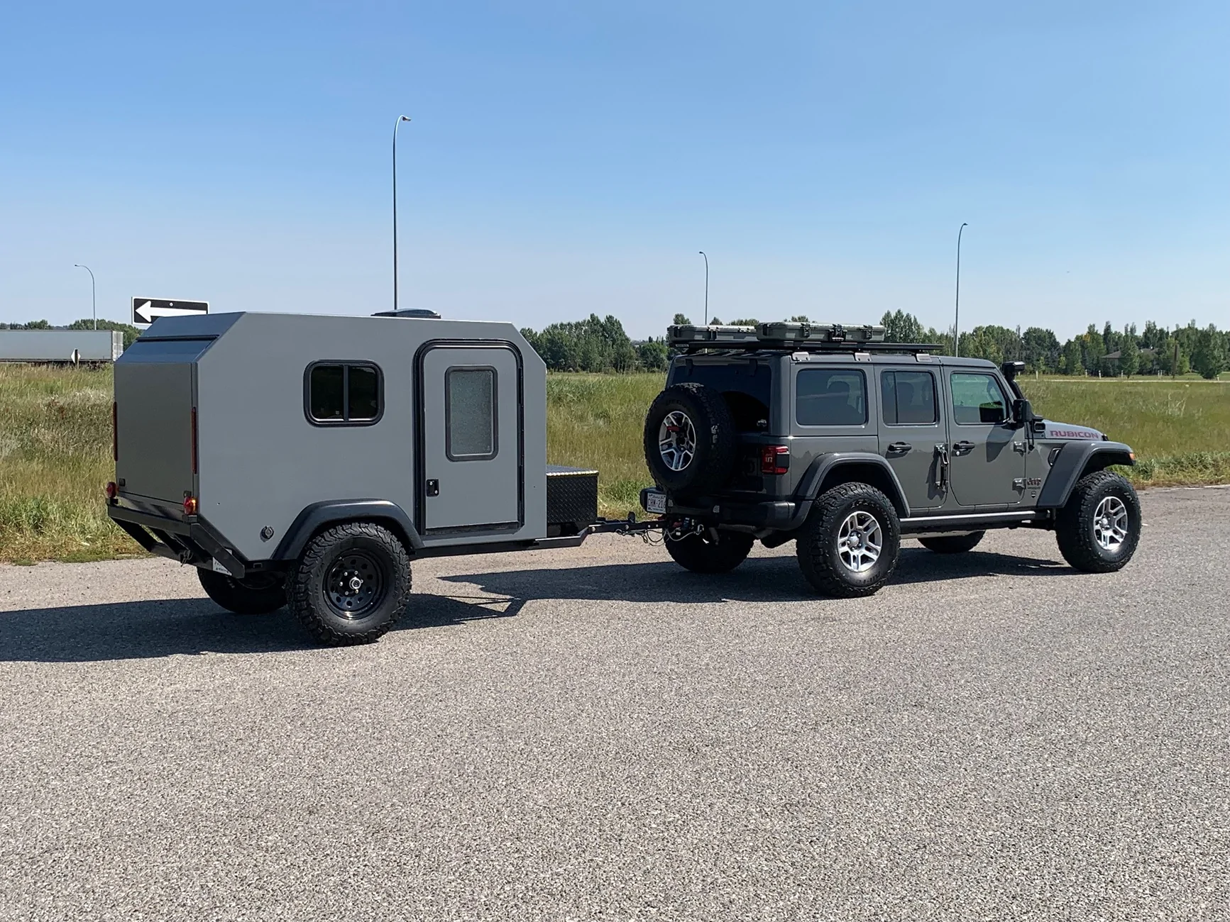 Jeep Wrangler JL Built myself a DIY off-road squaredrop trailer IMG_8424