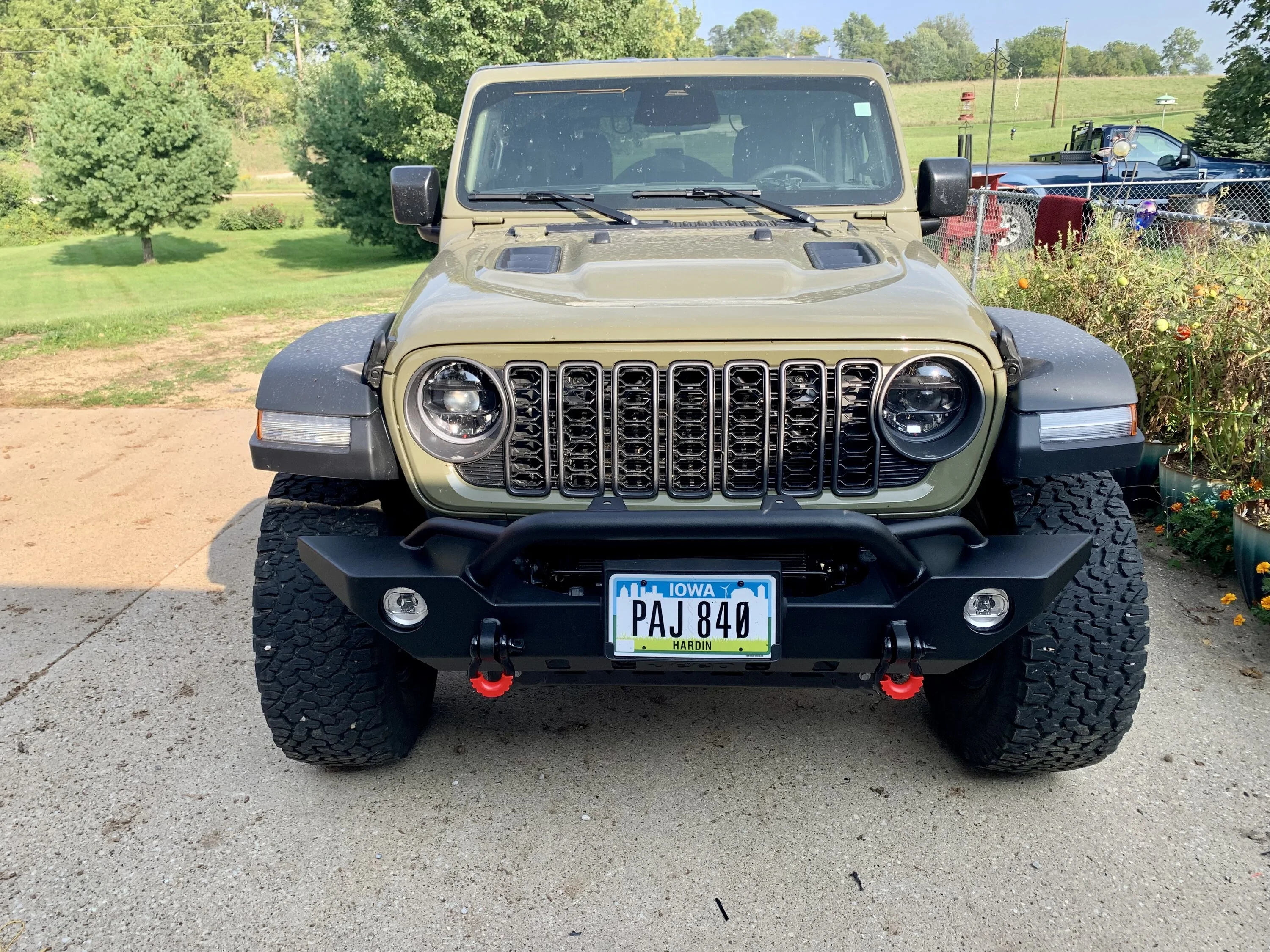 Jeep Wrangler JL RedRock Adventurer front bumper upgrade IMG_4634