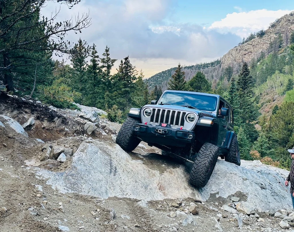 Jeep Wrangler JL CO Ketchup Build Blanca01