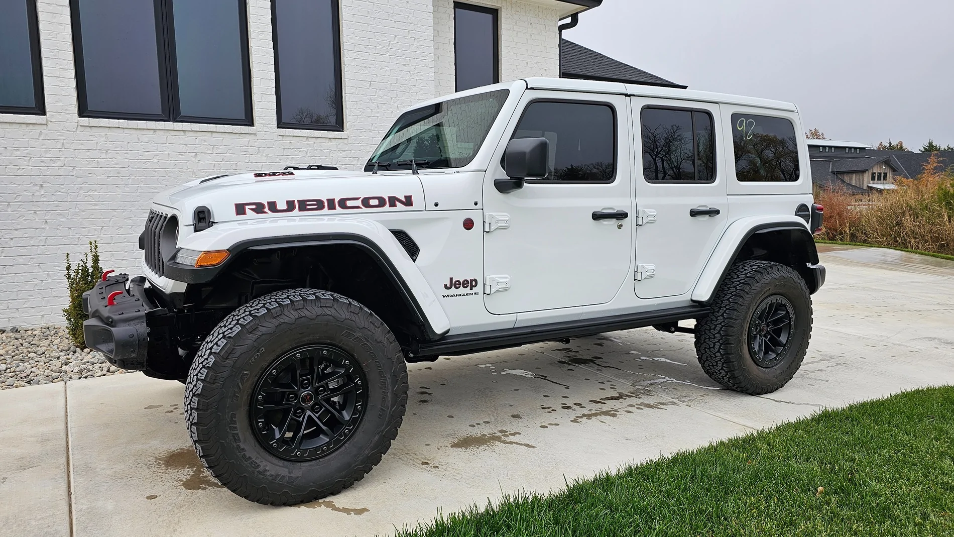 Jeep Wrangler JL XR wheels, keep or replace 20241117_132550