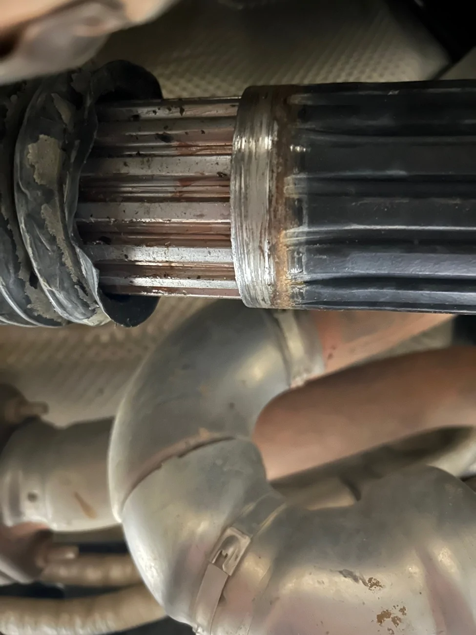 Jeep Wrangler JL Damaged Drive Shaft Boot Drive Shaft 3