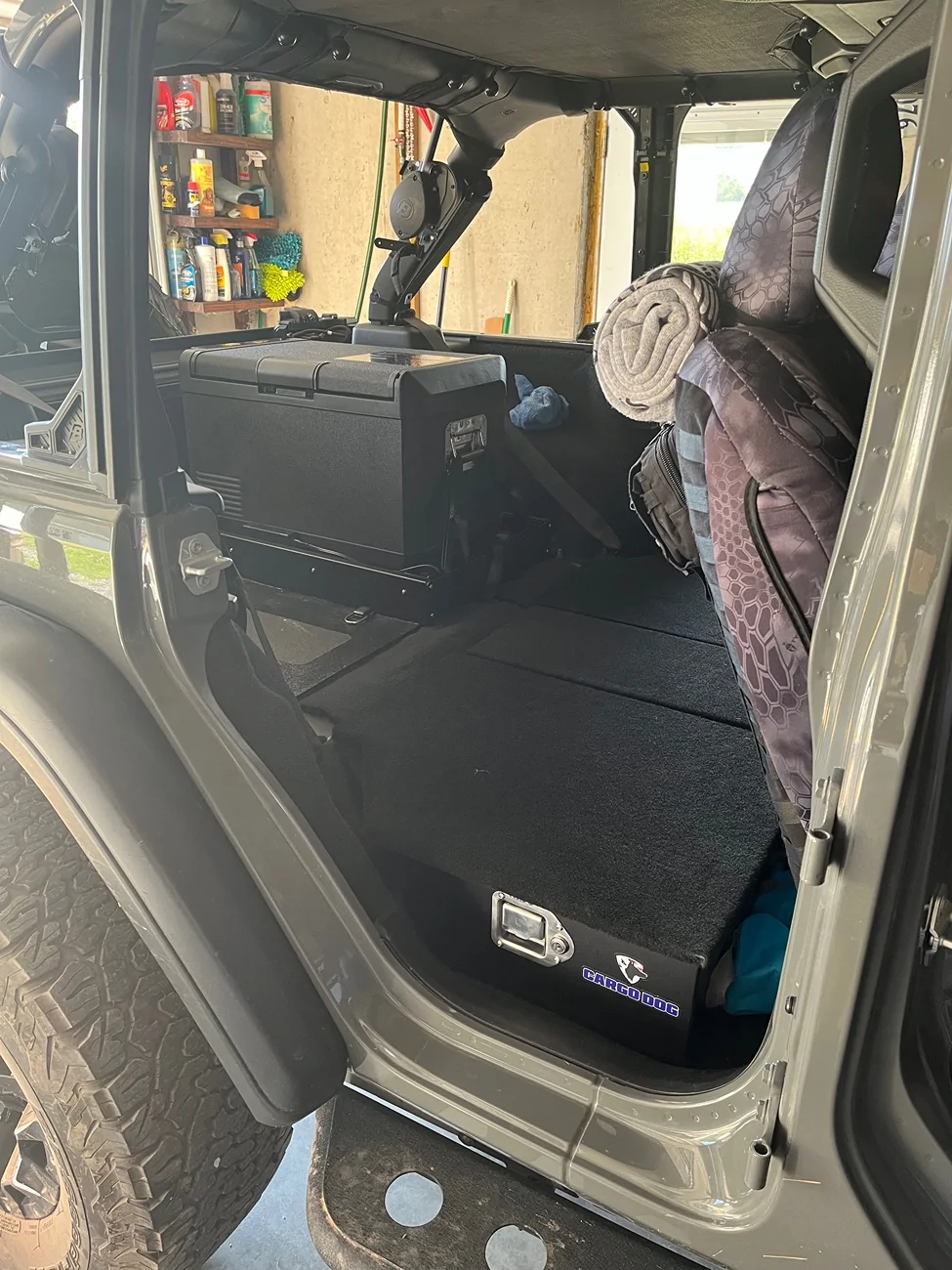 Jeep Wrangler JL Getting cargo area organized IMG_5033