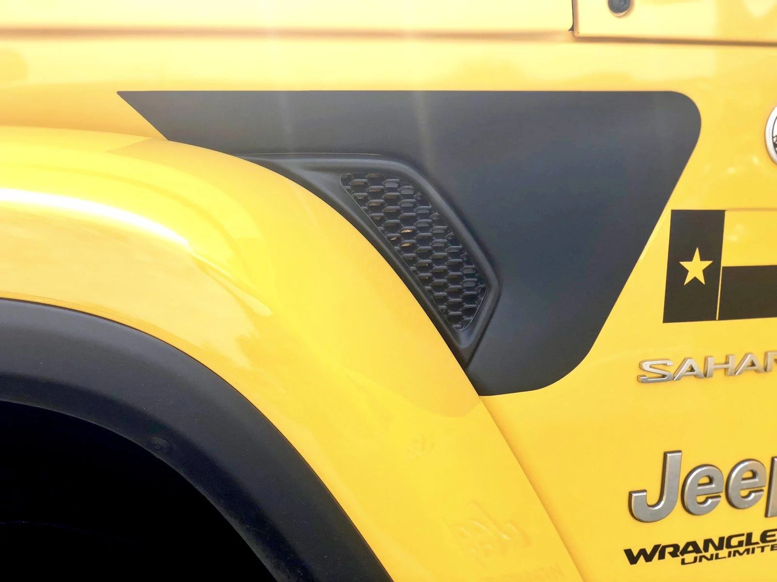 Jeep Wrangler JL Fender Vent Blackout Decals F8FDECEE-20EB-49B0-8964-E9CF99D827A3